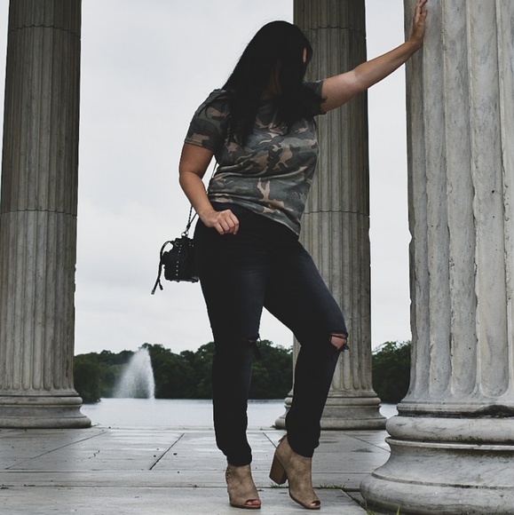 FADED BLACK SKINNY JEANS - Picture 3 of 8